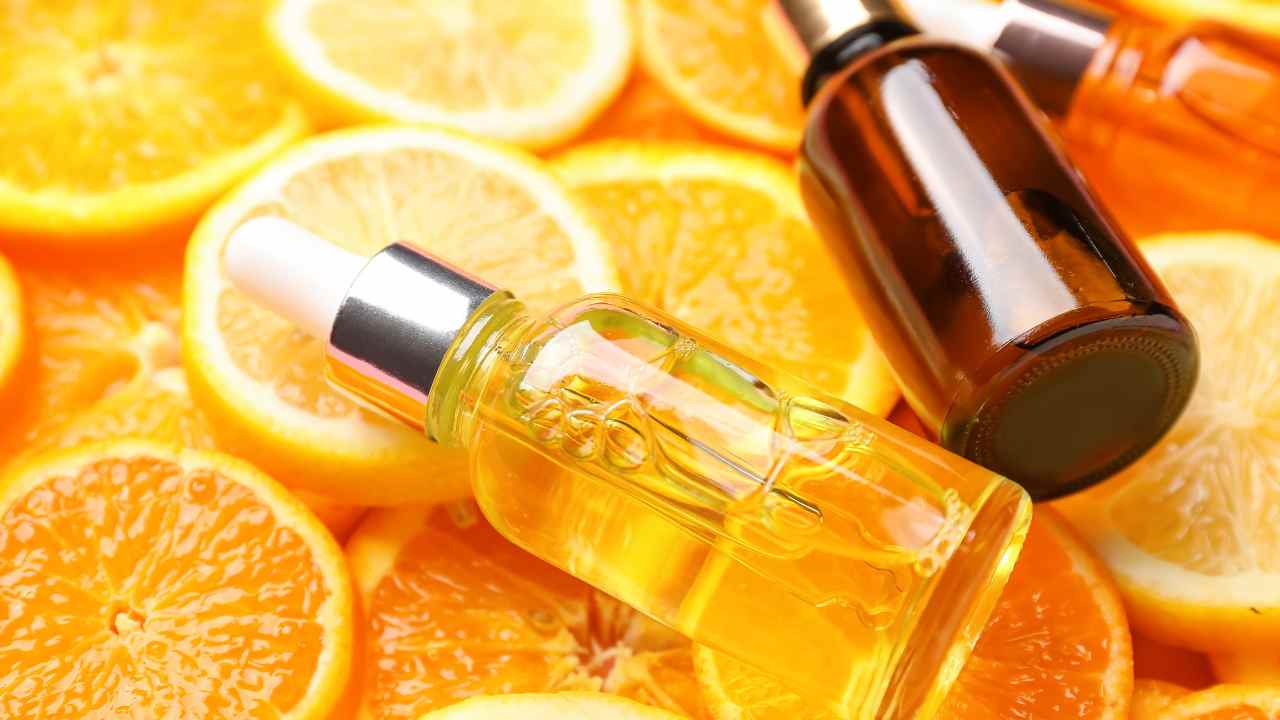 Serum Science Can You Use Azelaic Acid with Vitamin C?