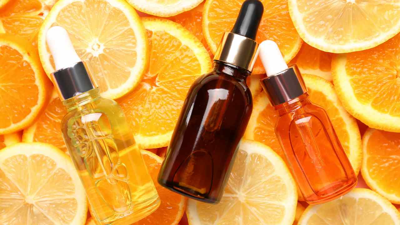 Is Vitamin C Good for Acne Scars? Here's How to Try it!