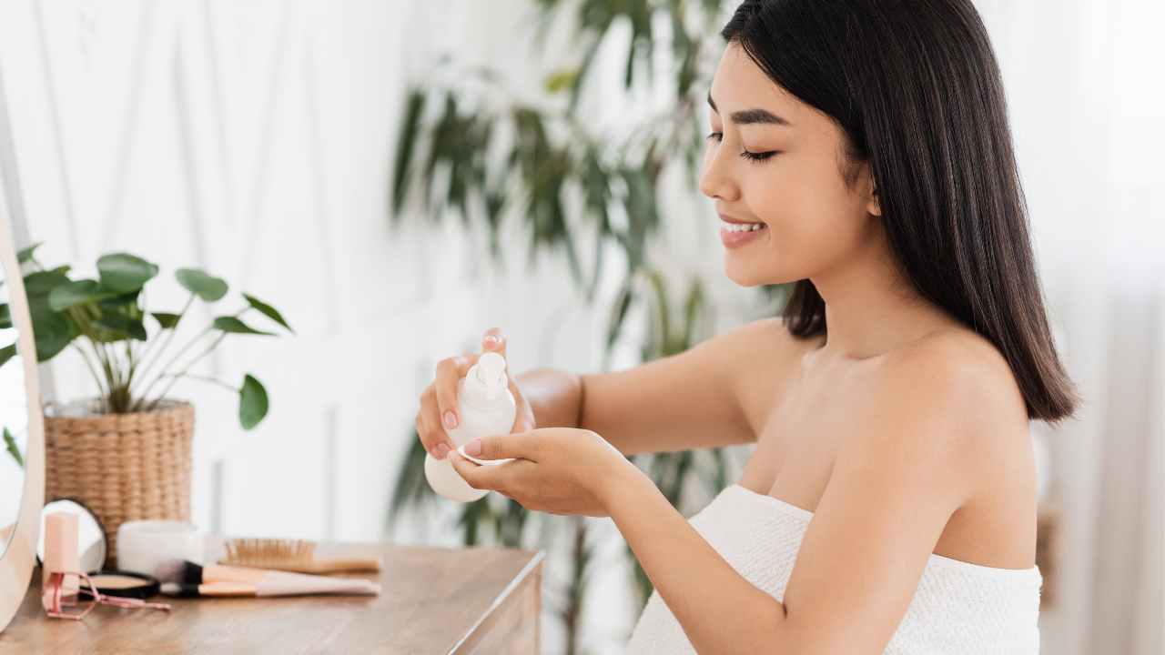 What Does Toner Do for Your Face? Don't Skip This Step!