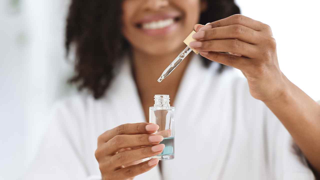 Can You Use Glycolic Acid With Retinol Try This Technique 